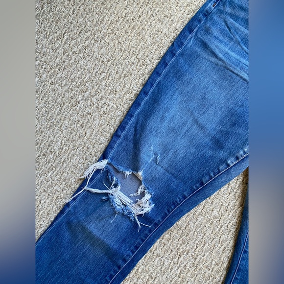 MADEWELL THE HIGH-RISE SLIM BOYFRIEND JEANS DISTRESSED HOLES 29 - Picture 4 of 9